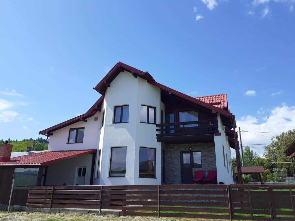 Casa Popa Hotel Гура Хуморулуй Екстериор снимка