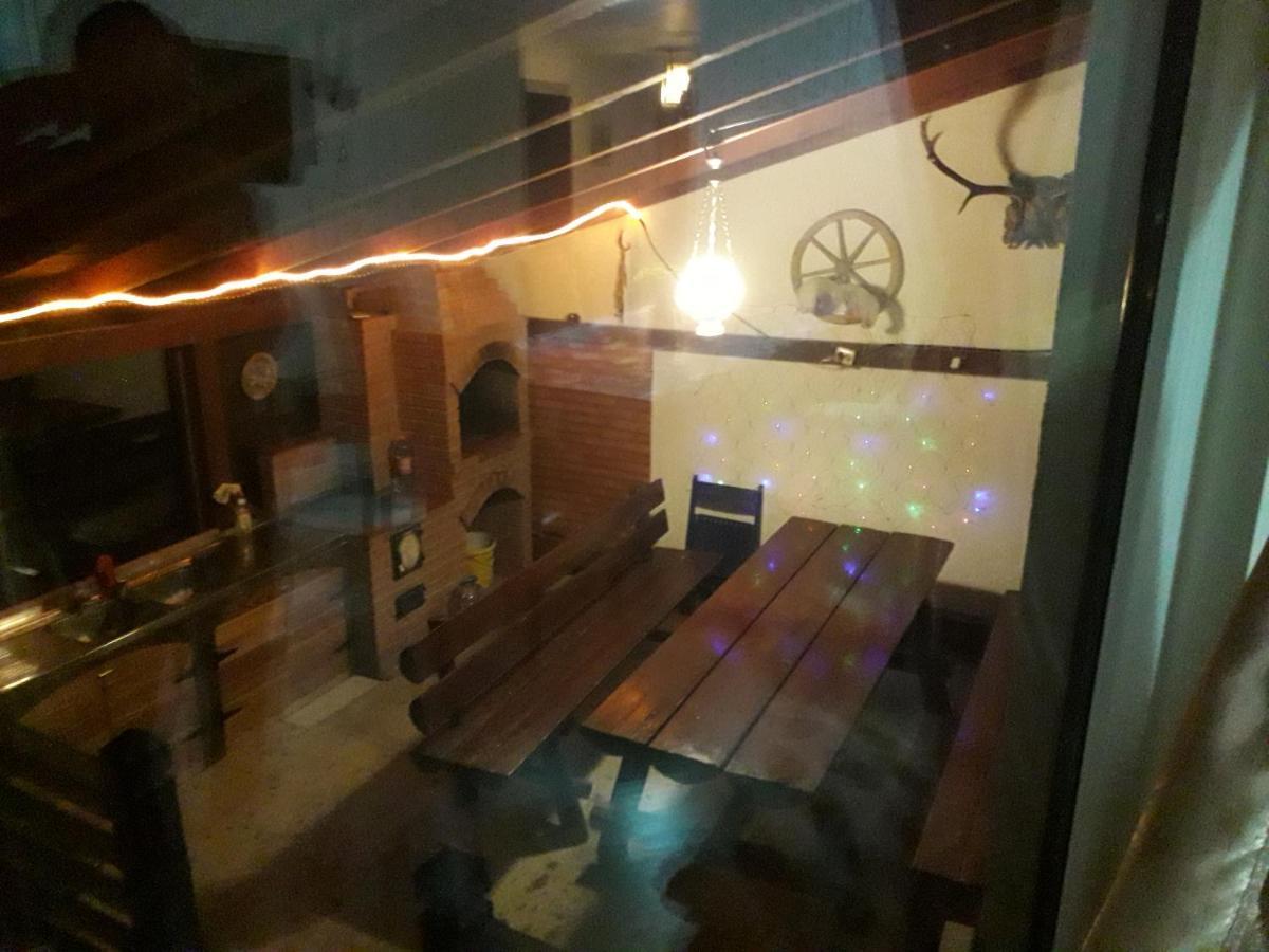 Casa Popa Hotel Гура Хуморулуй Екстериор снимка