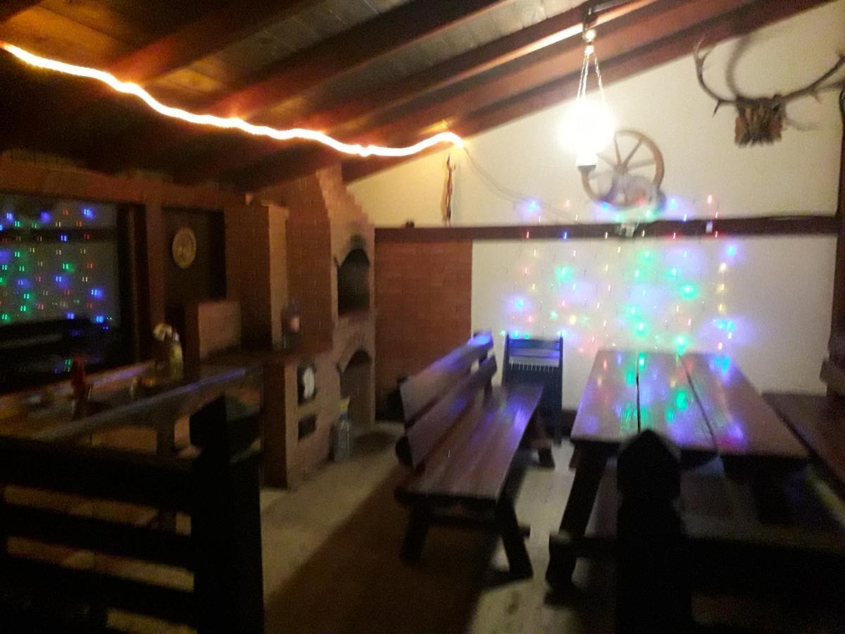 Casa Popa Hotel Гура Хуморулуй Екстериор снимка